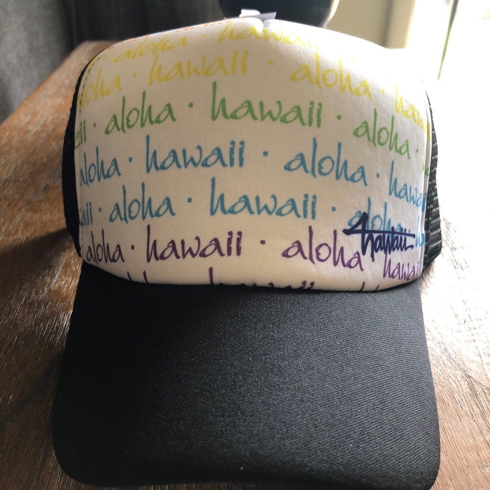 NEW Aloha Hawai‘i snap back trucker hat